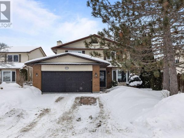 830 Acadian Gardens, Ottawa, ON K1C2V6