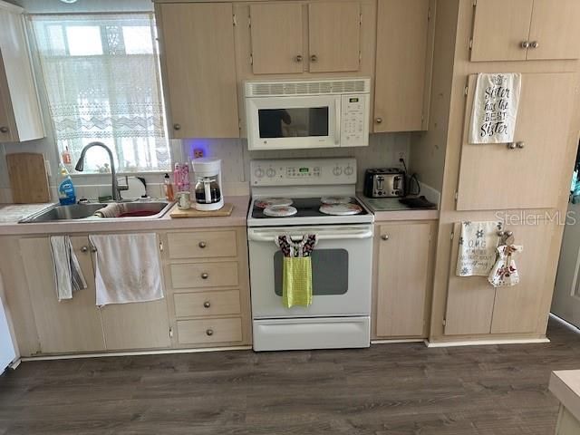 5601 Duncan Rd, Unit 31, Punta Gorda, FL 33982 Photo