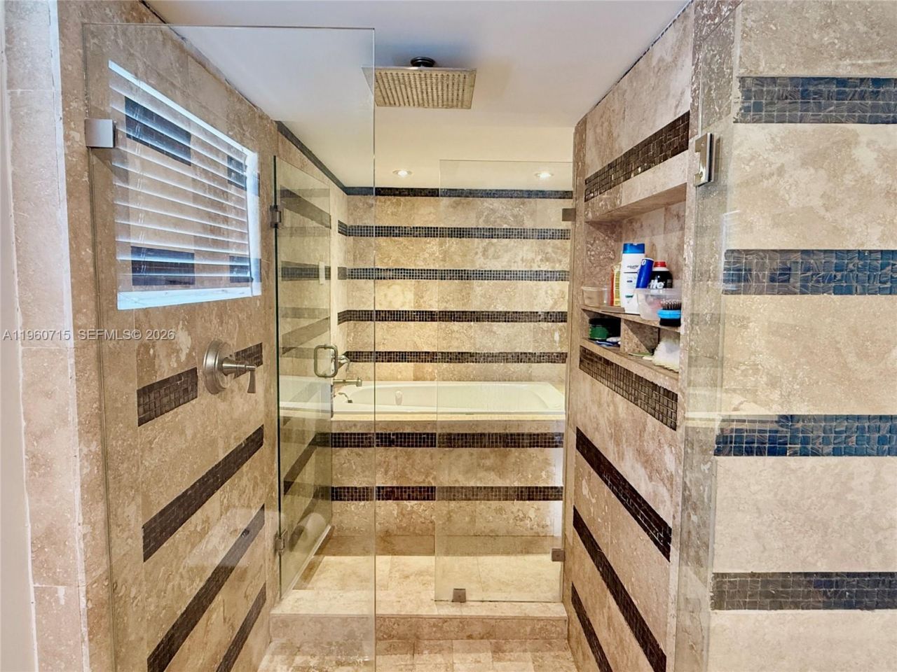 1770 NE 191st St, Unit 717-1, Miami, FL 33179 Photo