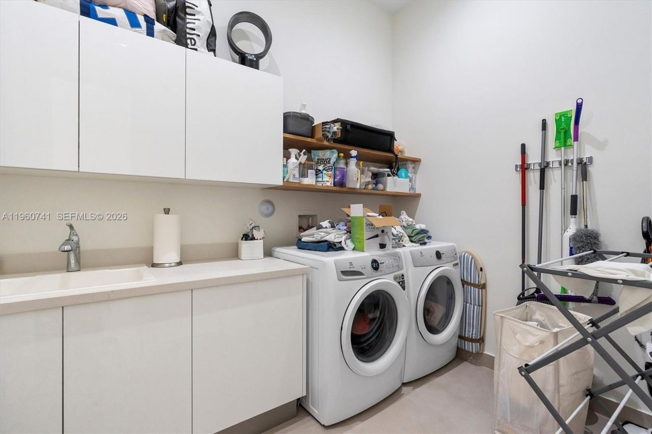 3502 Ashwood Cir N, Hollywood, FL 33312 Photo