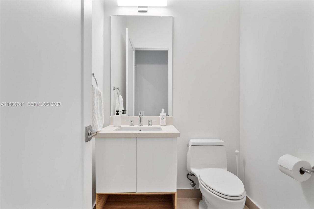 3502 Ashwood Cir N, Hollywood, FL 33312 Photo