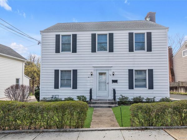 19 Anstice Street, Oyster Bay, NY 11771