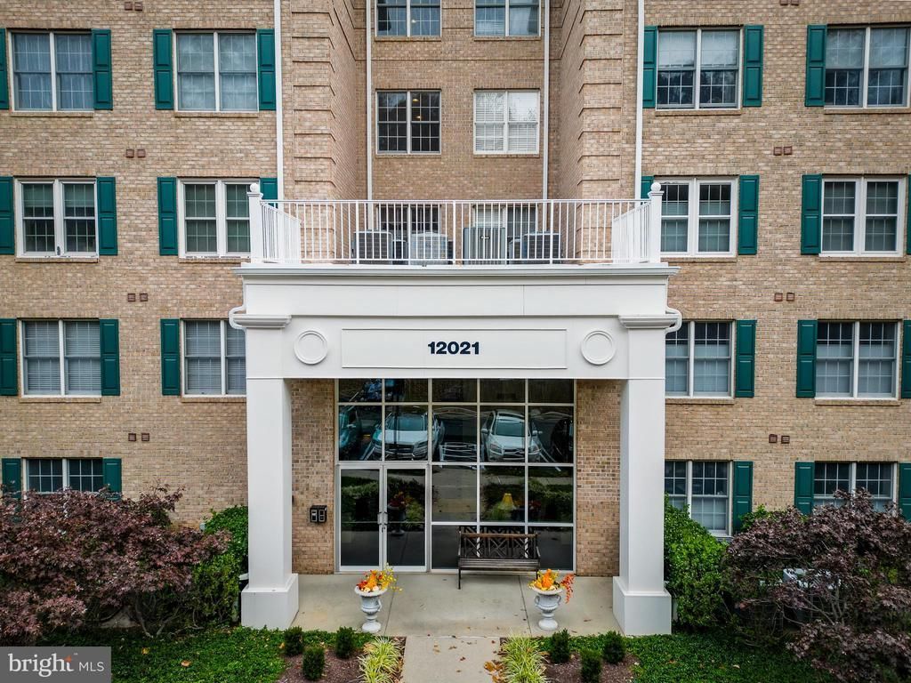 12021 Tralee Road, Unit 401, Lutherville Timonium, MD 21093 Main Photo