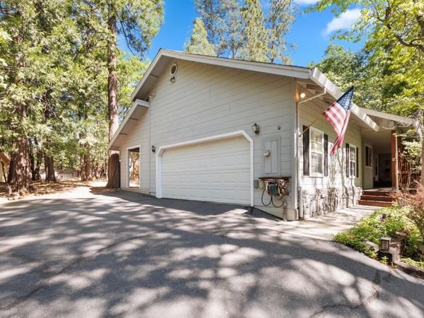 17256 Mount Elizabeth Drive, Sonora, CA 95370