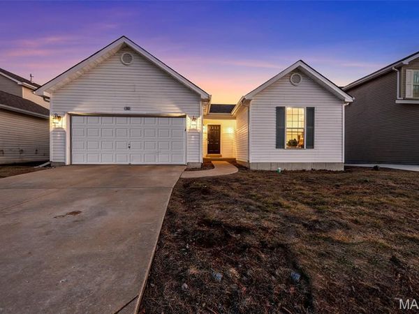 153 Equestrian Drive, Winfield, MO 63389