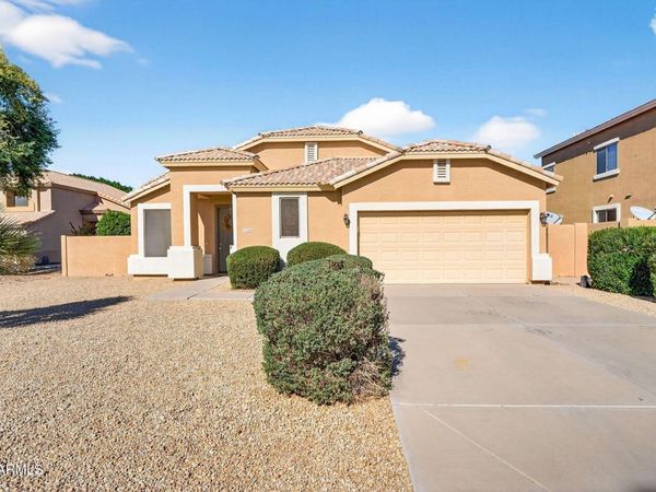 3234 E LARK Court, Gilbert, AZ 85297