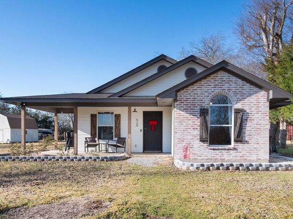 628 County Road 481, Buffalo, TX 75831
