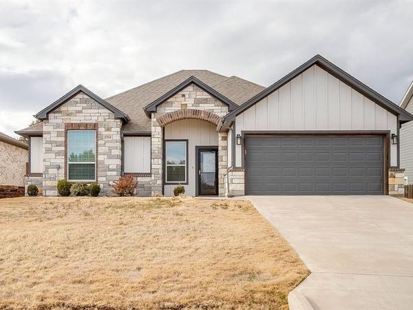 2708 San Gabriel, Granbury, TX 76048