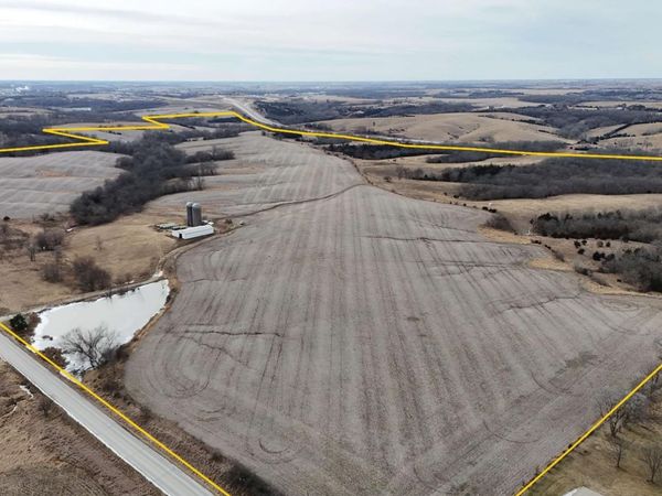 Hwy 152, Osceola, IA 50213