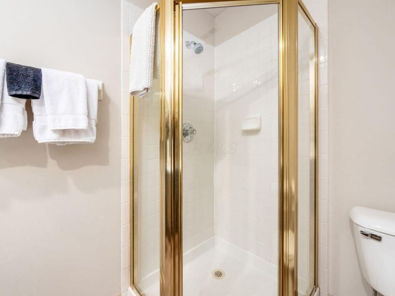 9427 Clermont Circle, Powell, OH 43065 Photo 18