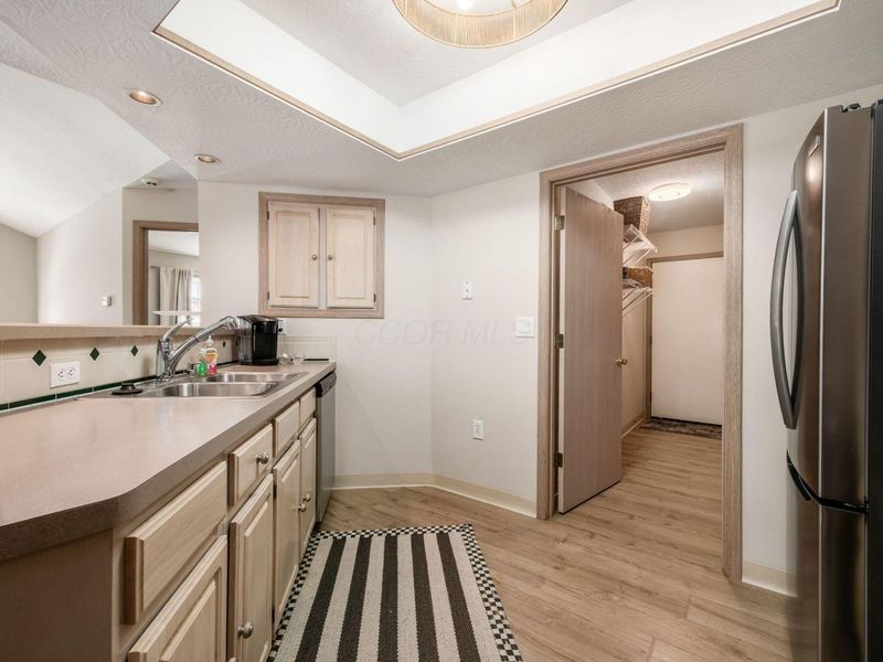 9427 Clermont Circle, Powell, OH 43065 Photo 9