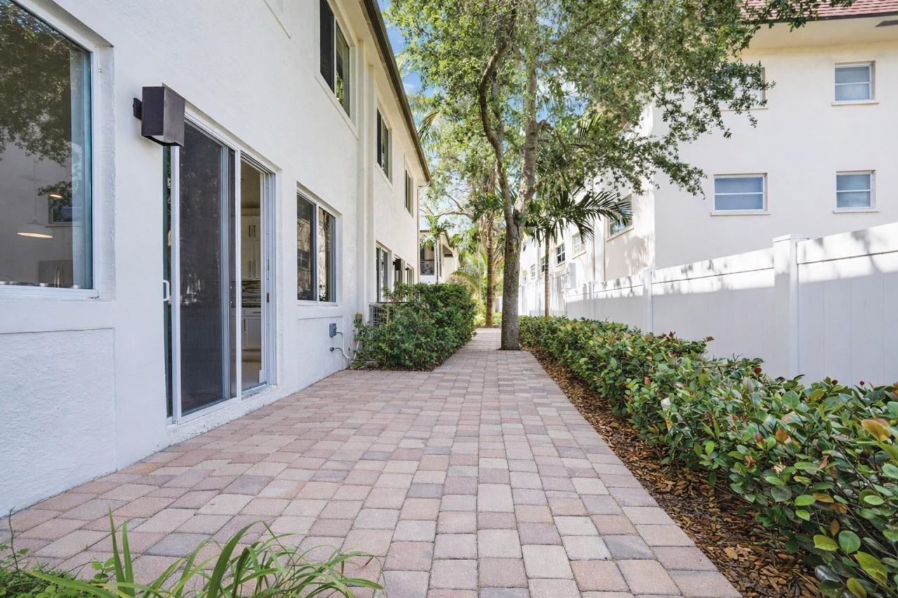 131 SE 7th Avenue, Pompano Beach, FL 33060 Photo