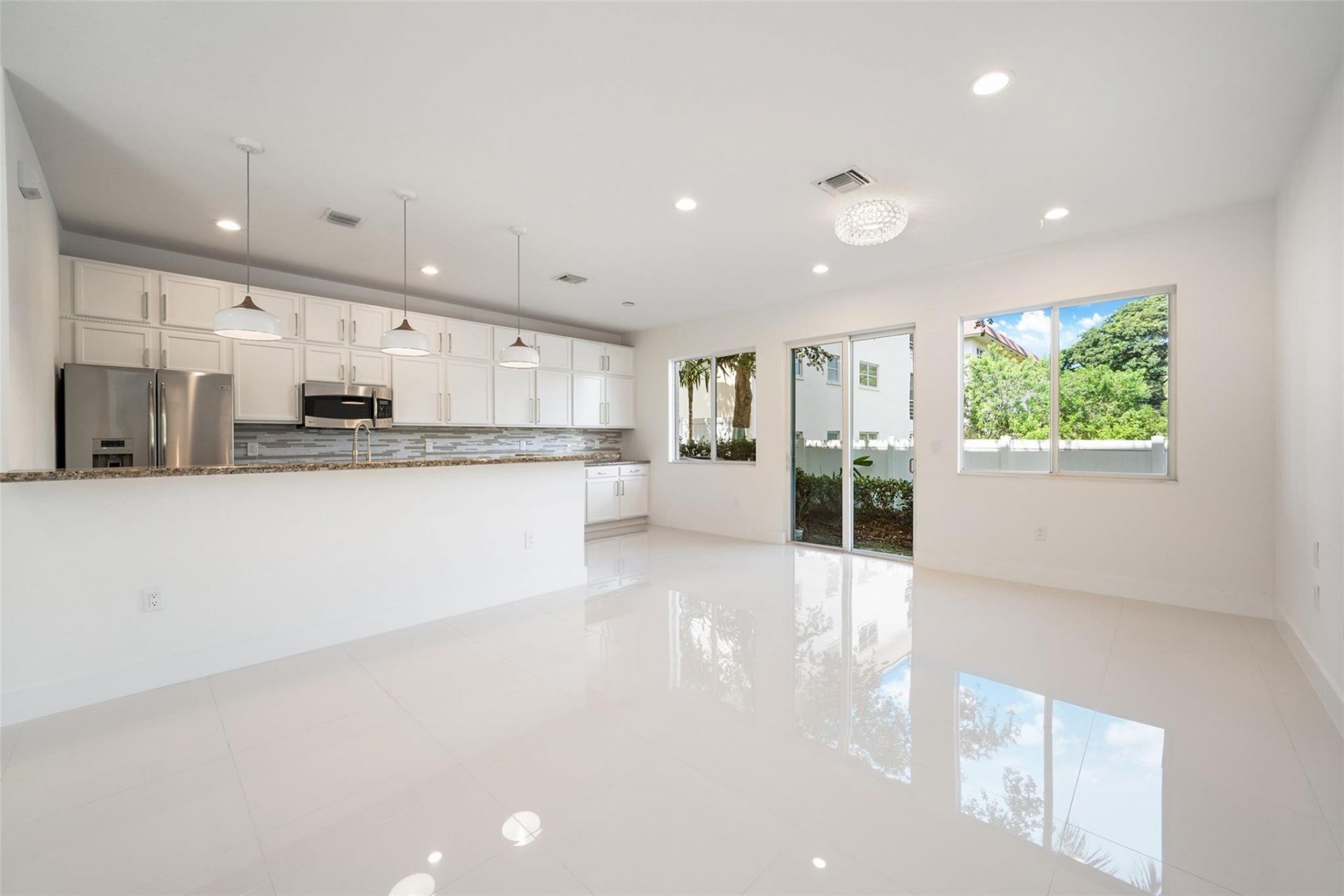 131 SE 7th Avenue, Pompano Beach, FL 33060 Photo