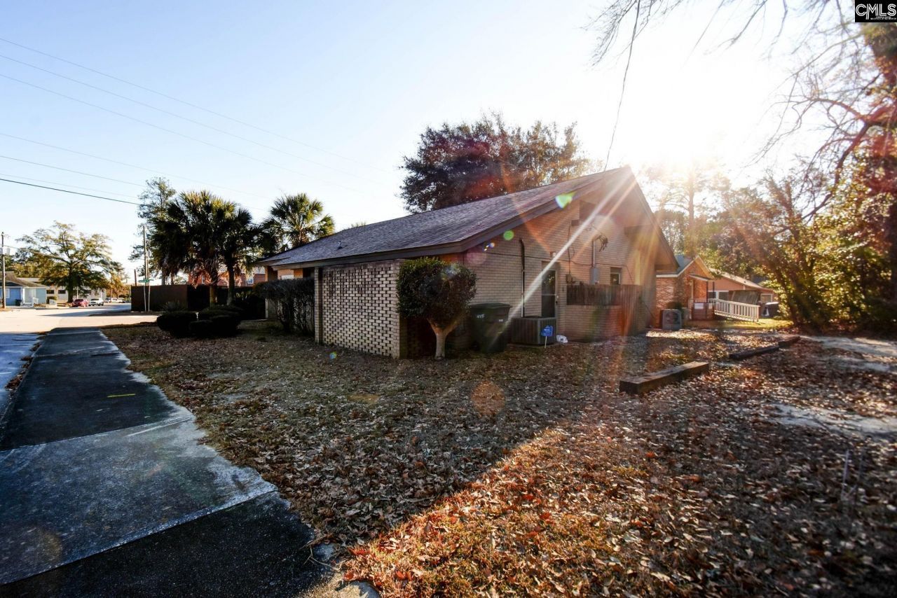 495 Dantlzer Street  Photo 5