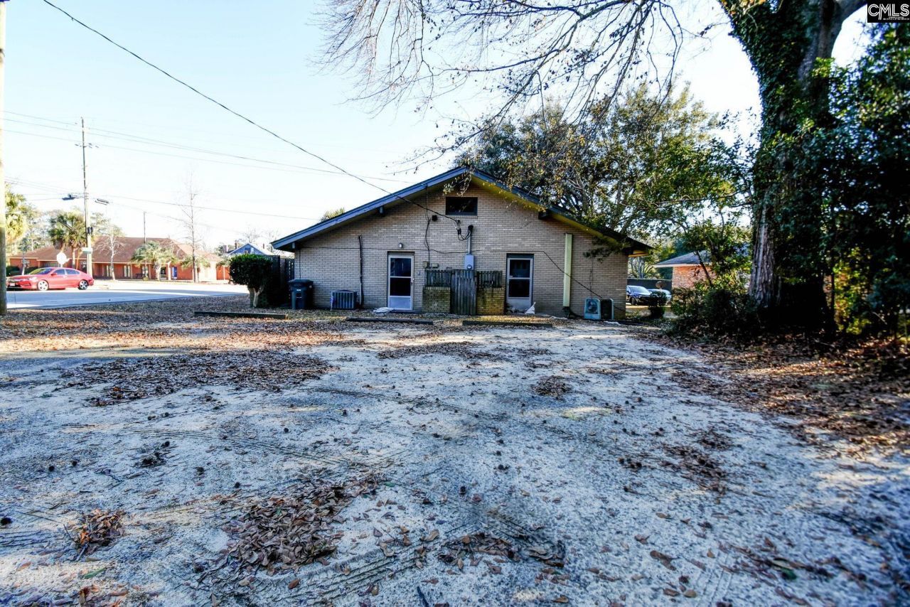 495 Dantlzer Street  Photo 6