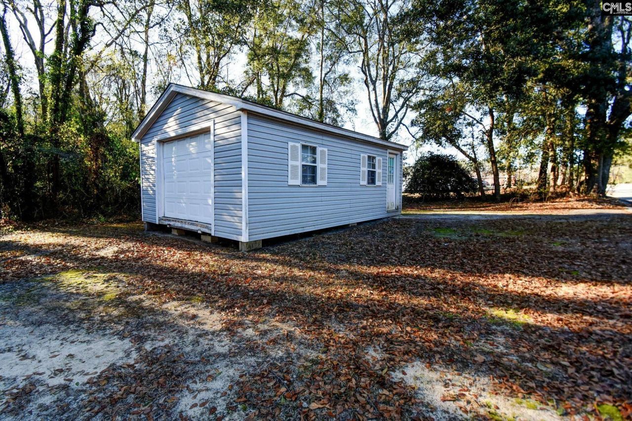 495 Dantlzer Street  Photo 8