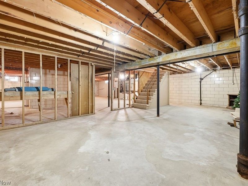 1310 Overlook Drive, Alliance, OH 44601 Photo 23