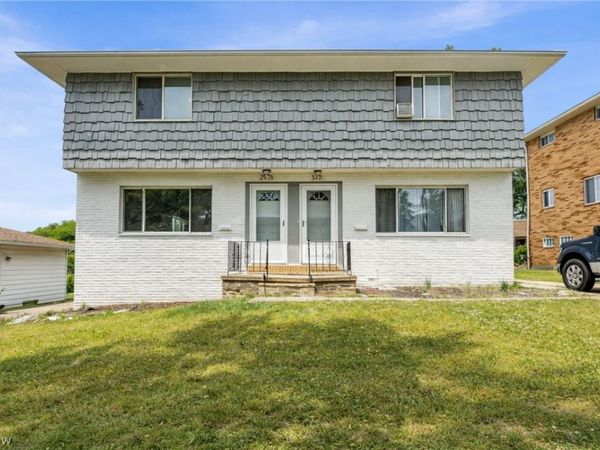 8215 Crudele Drive, Garfield Heights, OH 44125