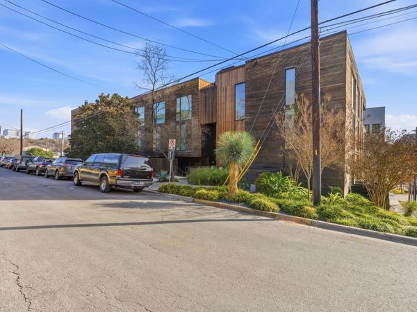 1010 W 10th ST, Unit 203, Austin, TX 78703