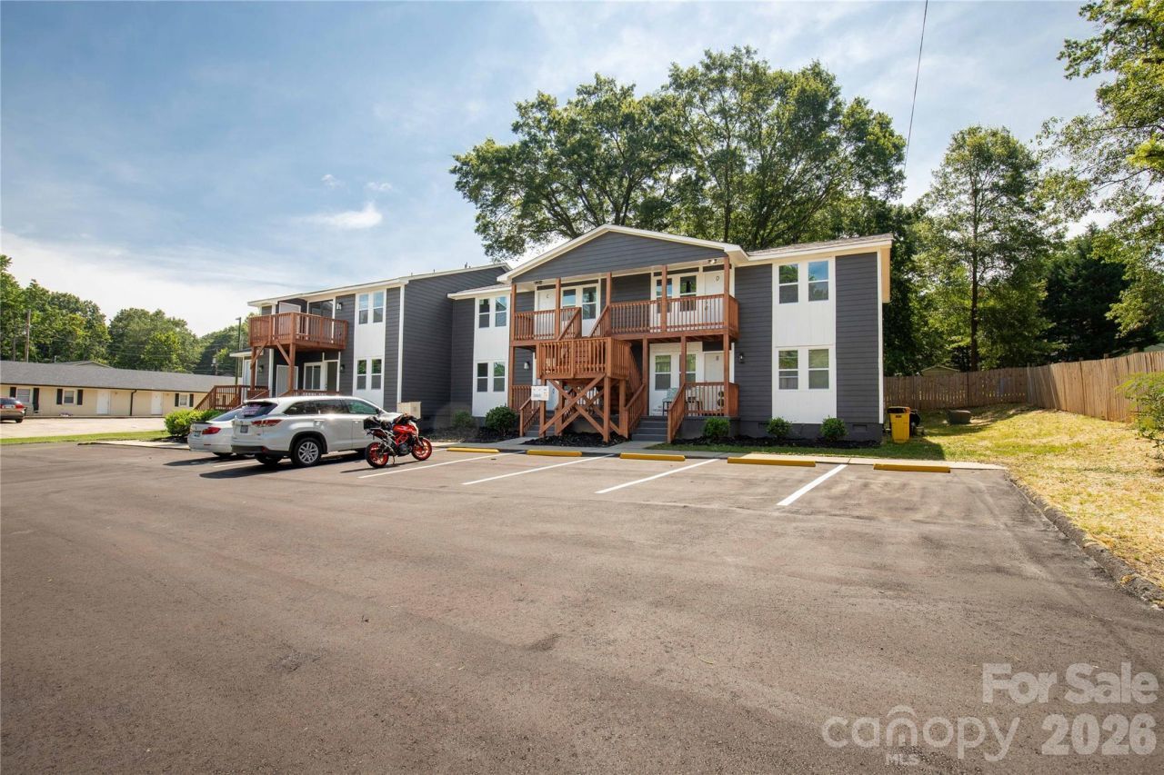 319 Osceola Street, Gastonia, NC 28054 Main Photo