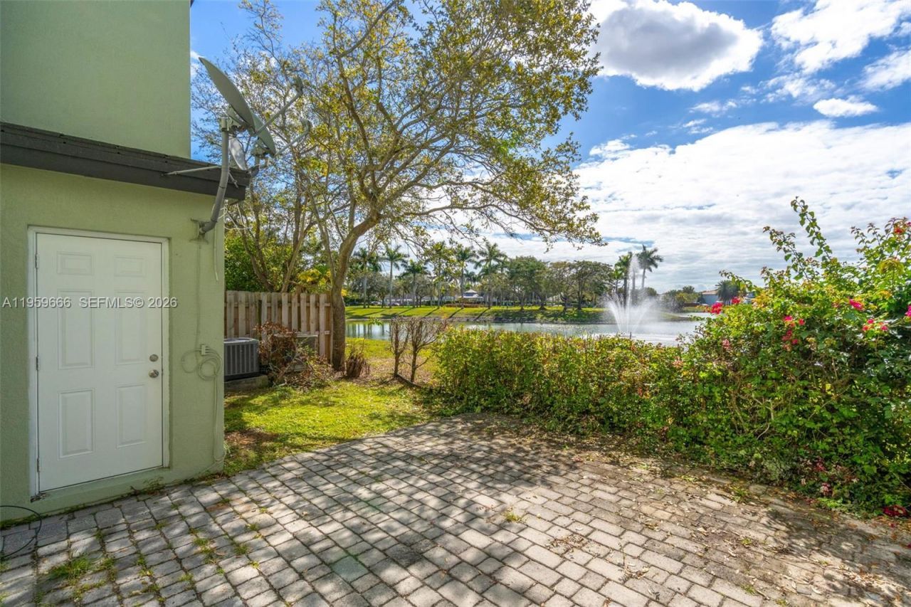 3064 SE 1st Dr , Unit 7, Homestead, FL 33033 Photo