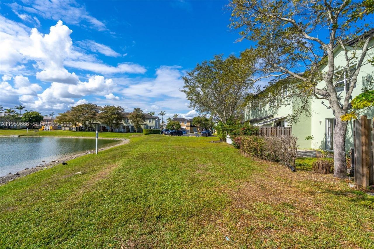 3064 SE 1st Dr , Unit 7, Homestead, FL 33033 Photo