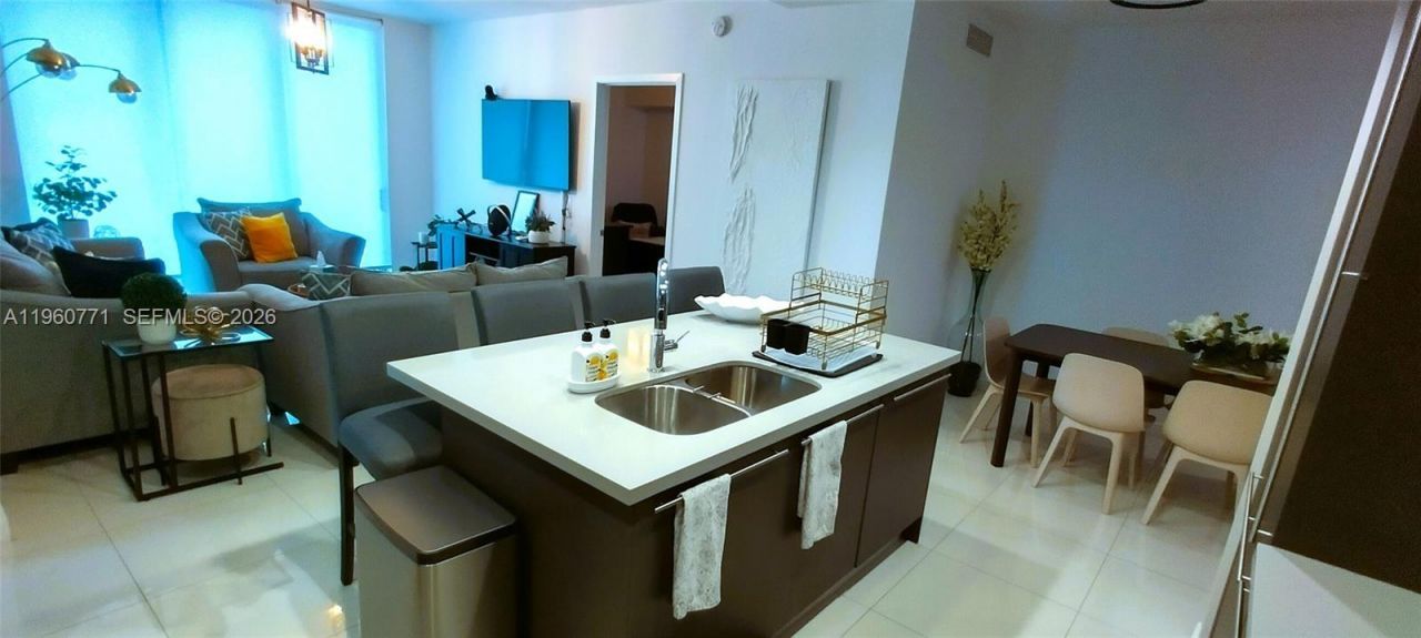 7661 NW 107th Ave, Unit 501, Doral, FL 33178 Photo