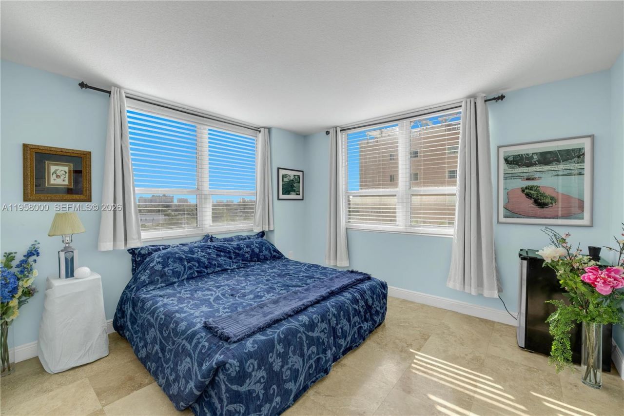 3232 SW 22nd St., Unit 501, Miami, FL 33145 Photo