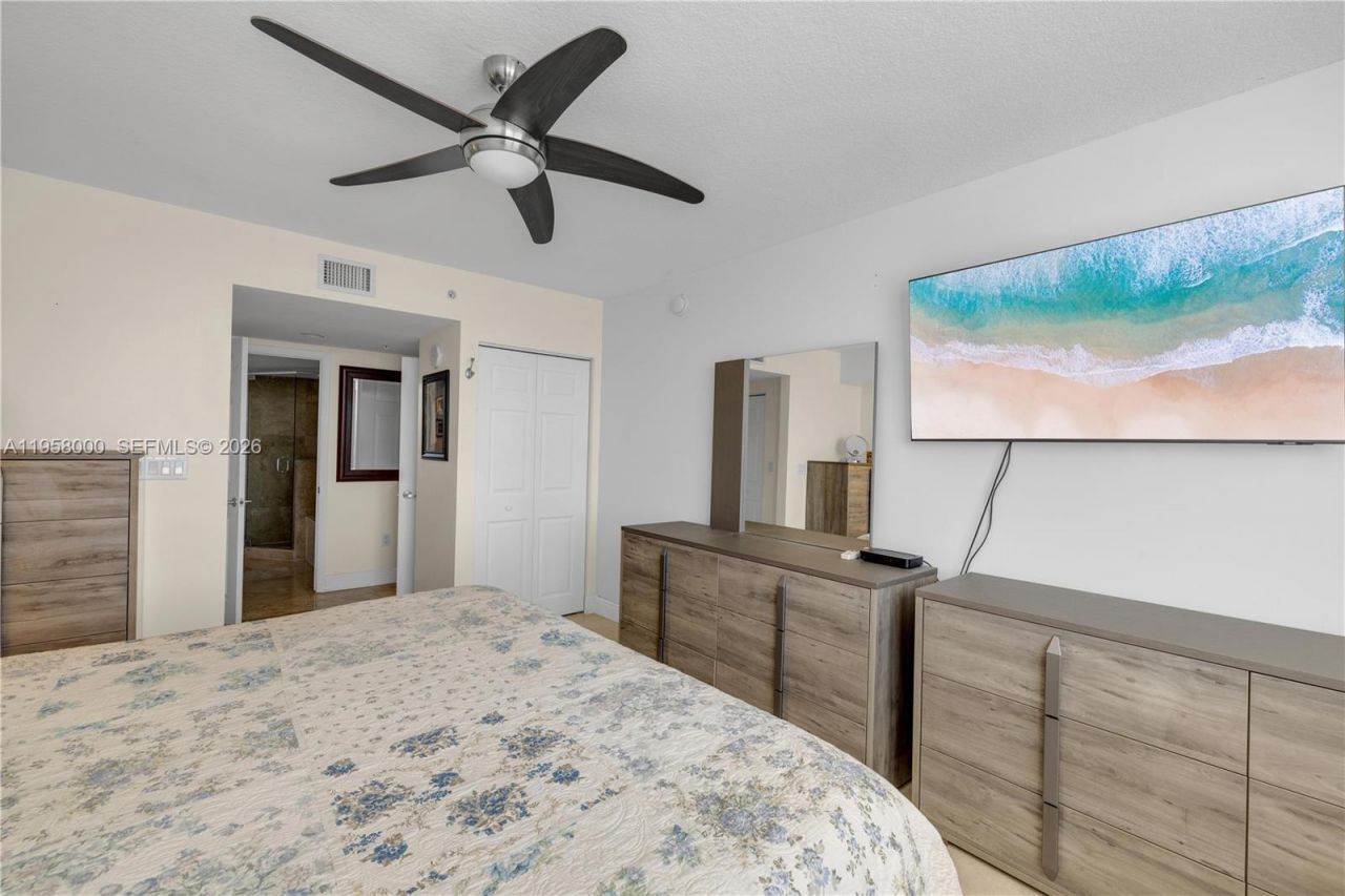 3232 SW 22nd St., Unit 501, Miami, FL 33145 Photo