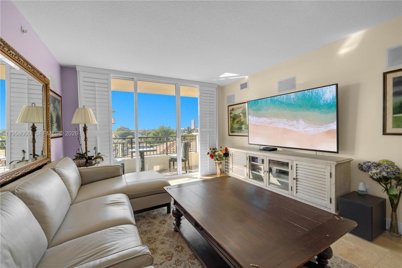 3232 SW 22nd St., Unit 501, Miami, FL 33145 Photo