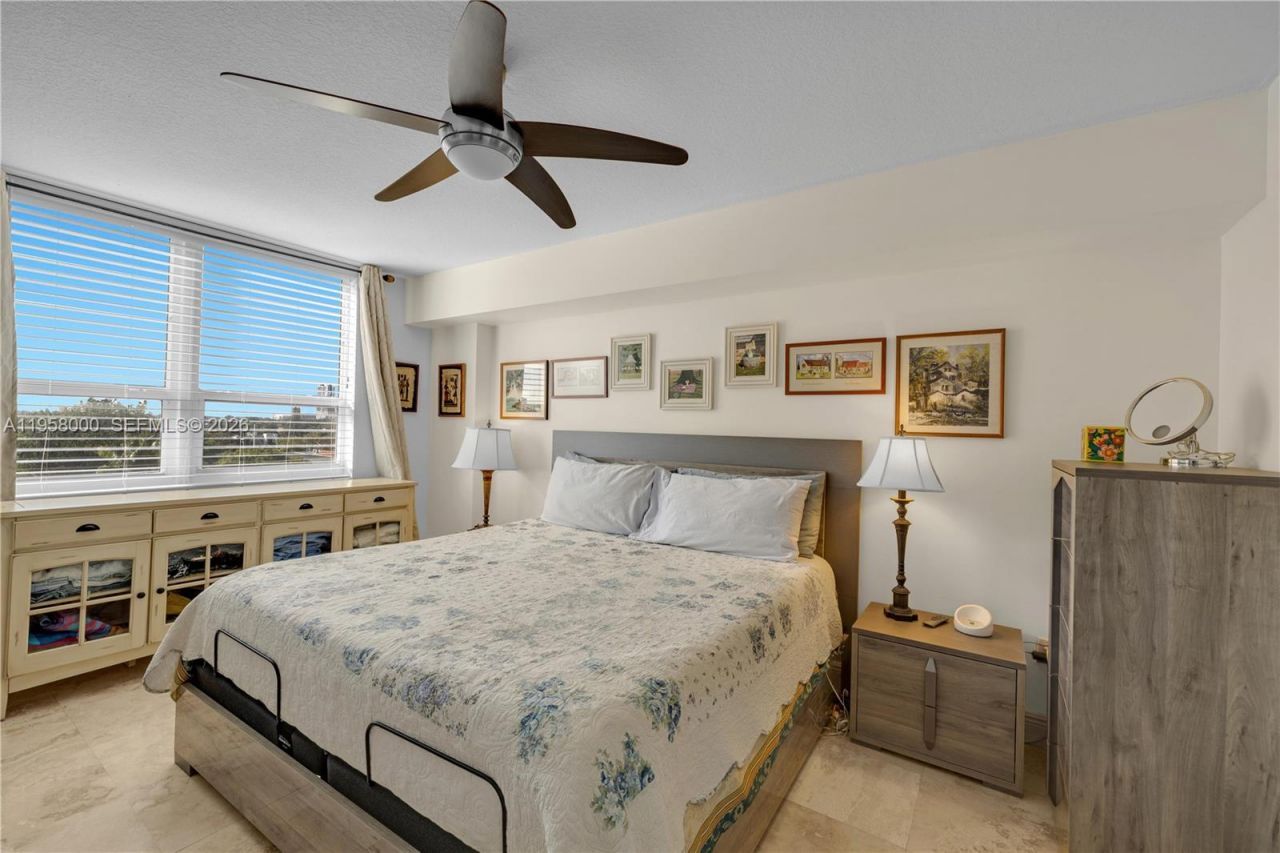 3232 SW 22nd St., Unit 501, Miami, FL 33145 Photo