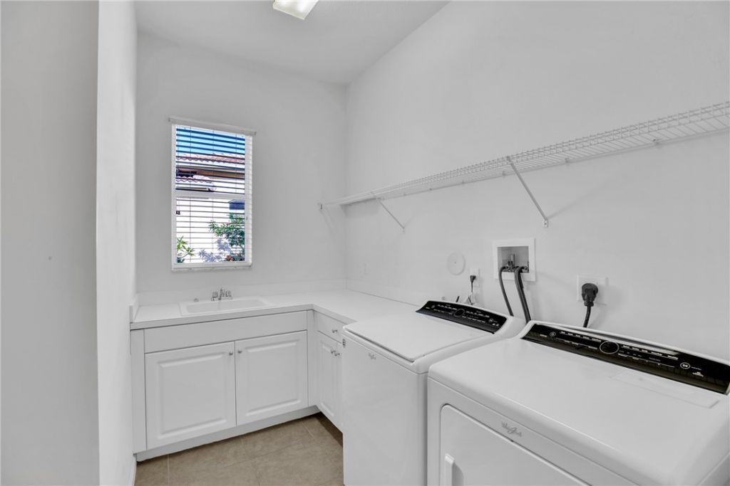 1940 Newmark Circle Sw, Vero Beach, FL 32968 Photo