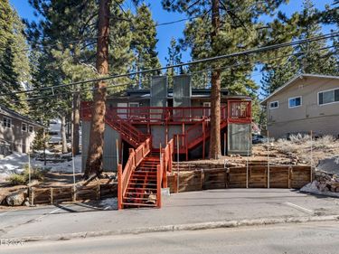 219 S Benjamin Drive, Unit B, Stateline, NV 89449