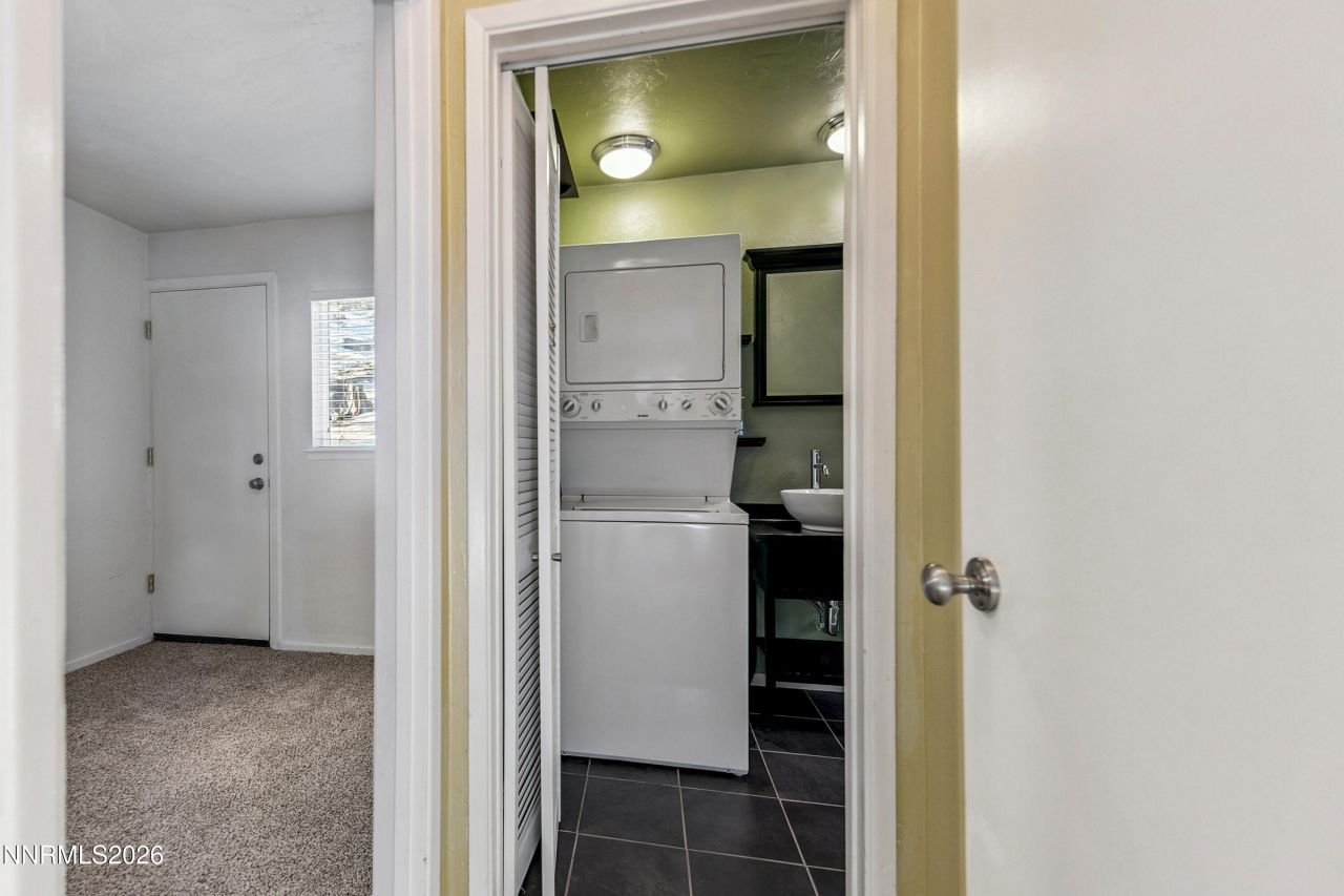 219 S Benjamin Drive, Unit B, Stateline, NV 89449 Photo