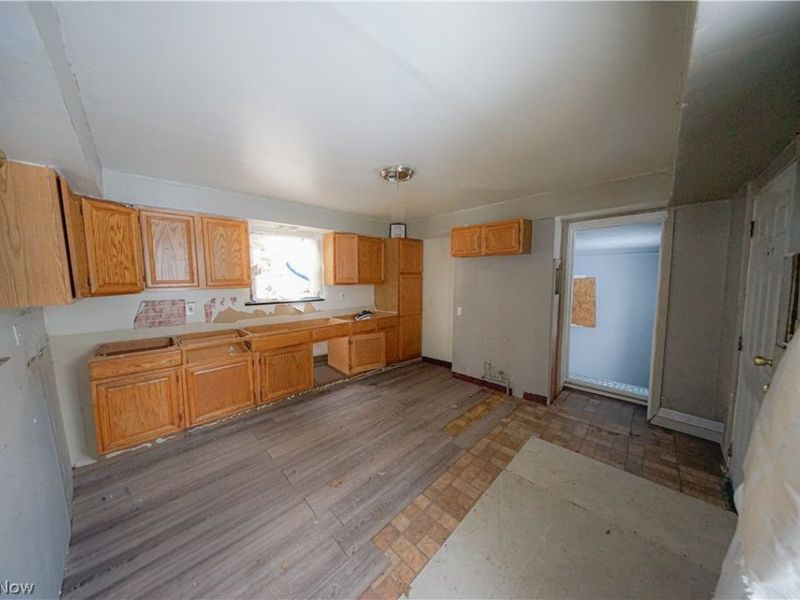 14609 Shaw Avenue, East Cleveland, OH 44112 Photo 4