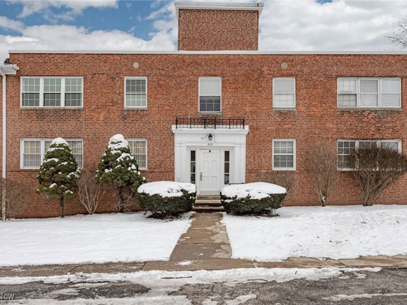 3271 Warrensville Center Road, Unit 8B, Shaker Heights, OH 44122 Photo 1