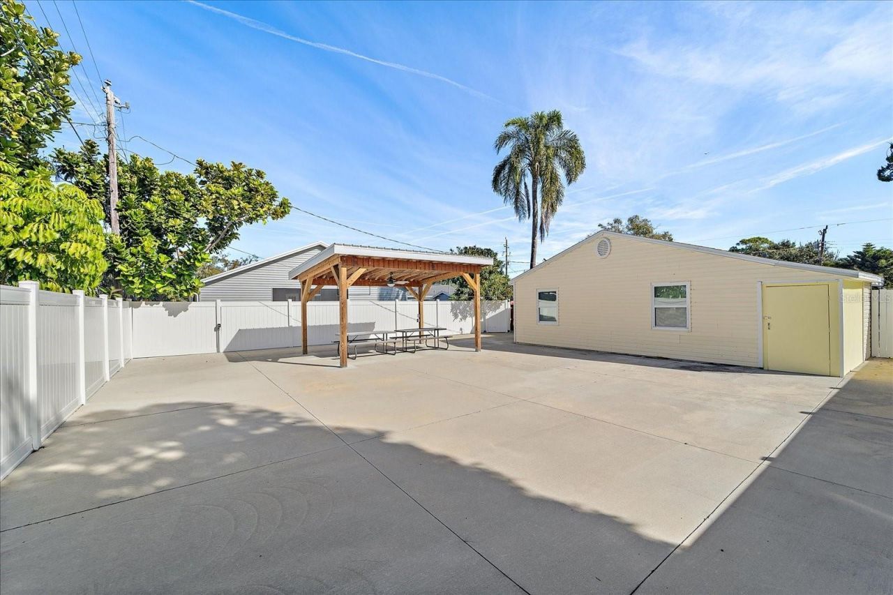 1220 S Brink Avenue, Sarasota, FL 34239 Photo