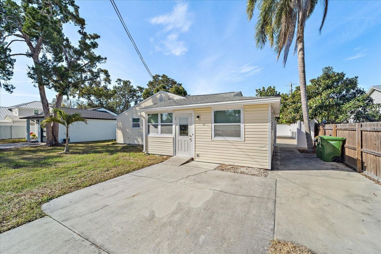 1220 S Brink Avenue, Sarasota, FL 34239 Photo