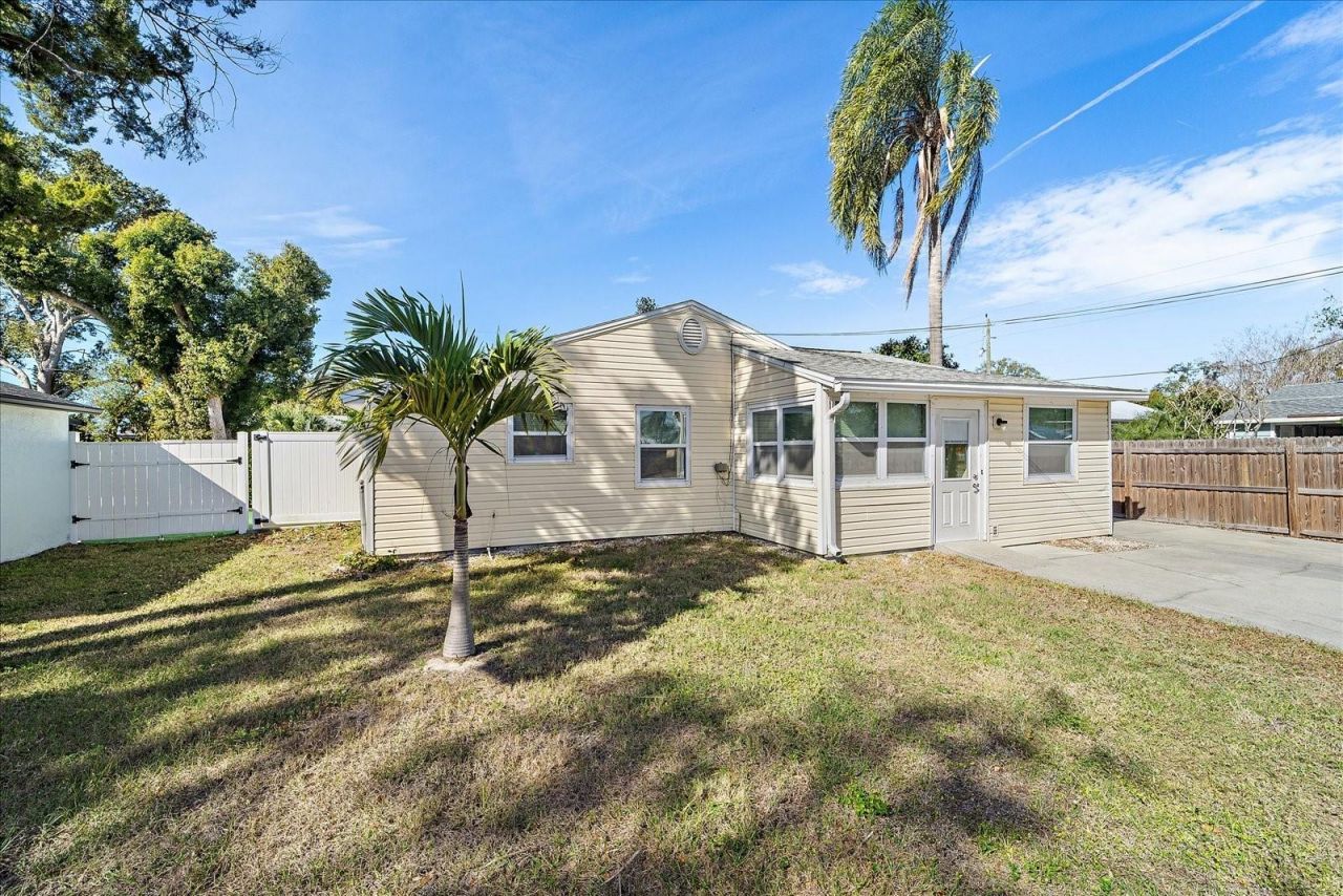 1220 S Brink Avenue, Sarasota, FL 34239 Photo