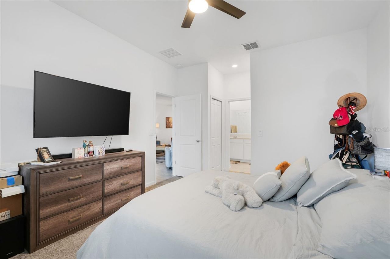 356 Heroic Road, Davenport, FL 33837 Photo