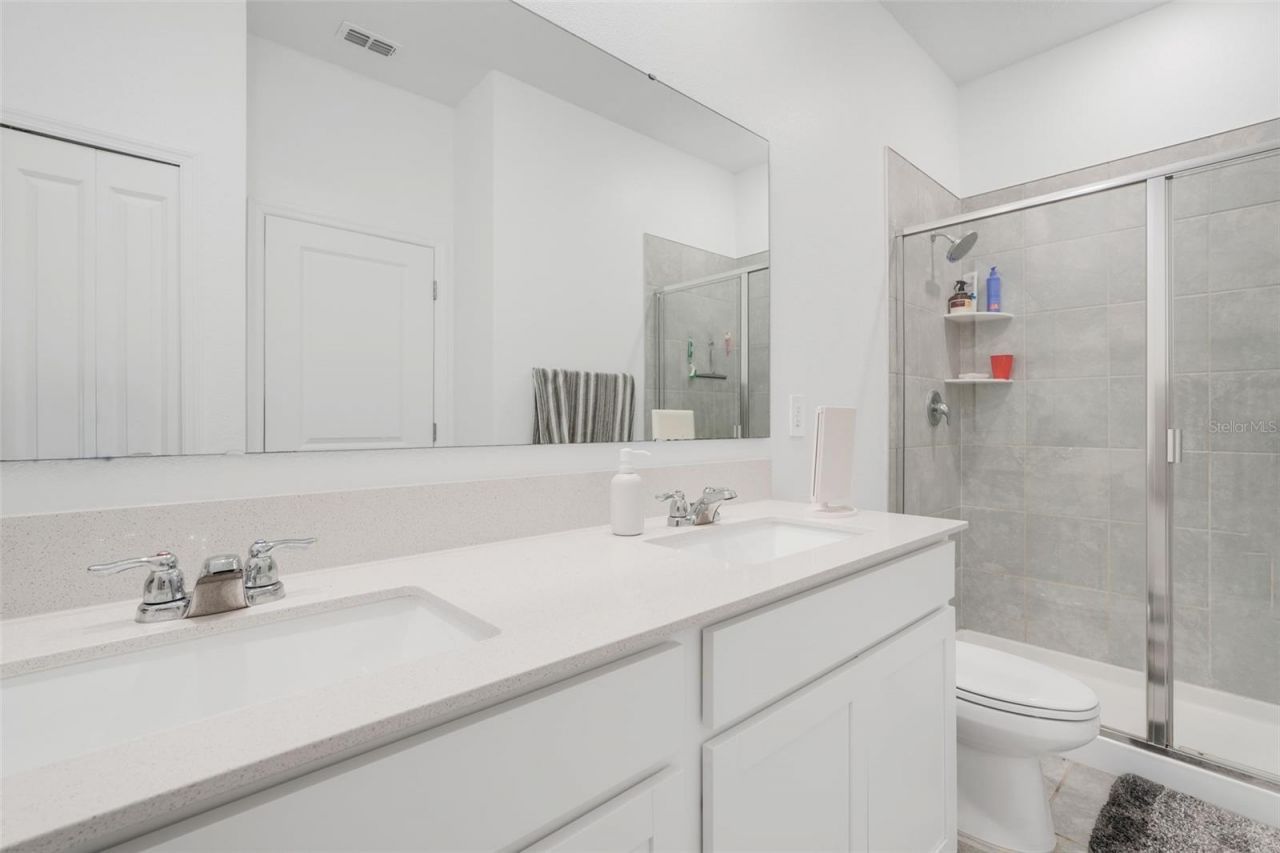 356 Heroic Road, Davenport, FL 33837 Photo