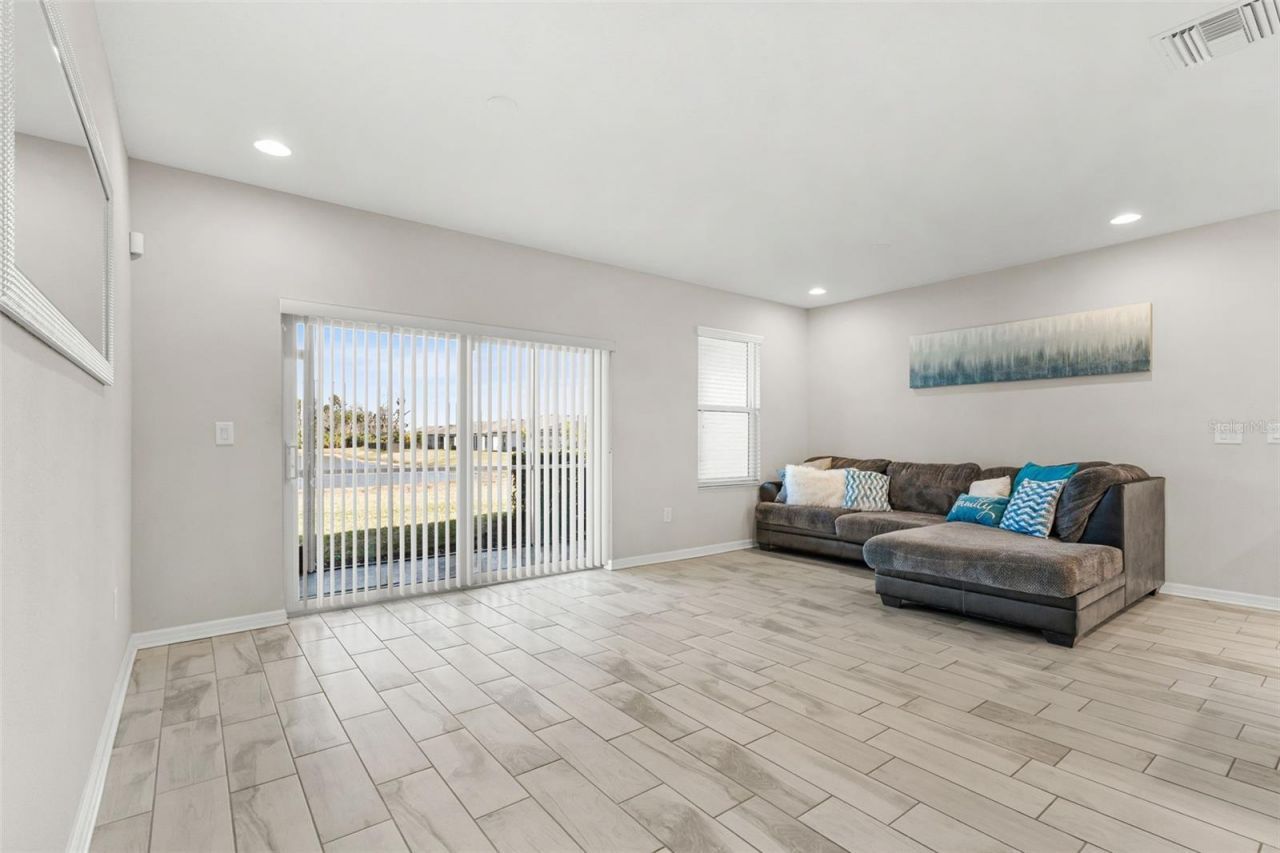 5438 Tripoli Drive, Palmetto, FL 34221 Photo