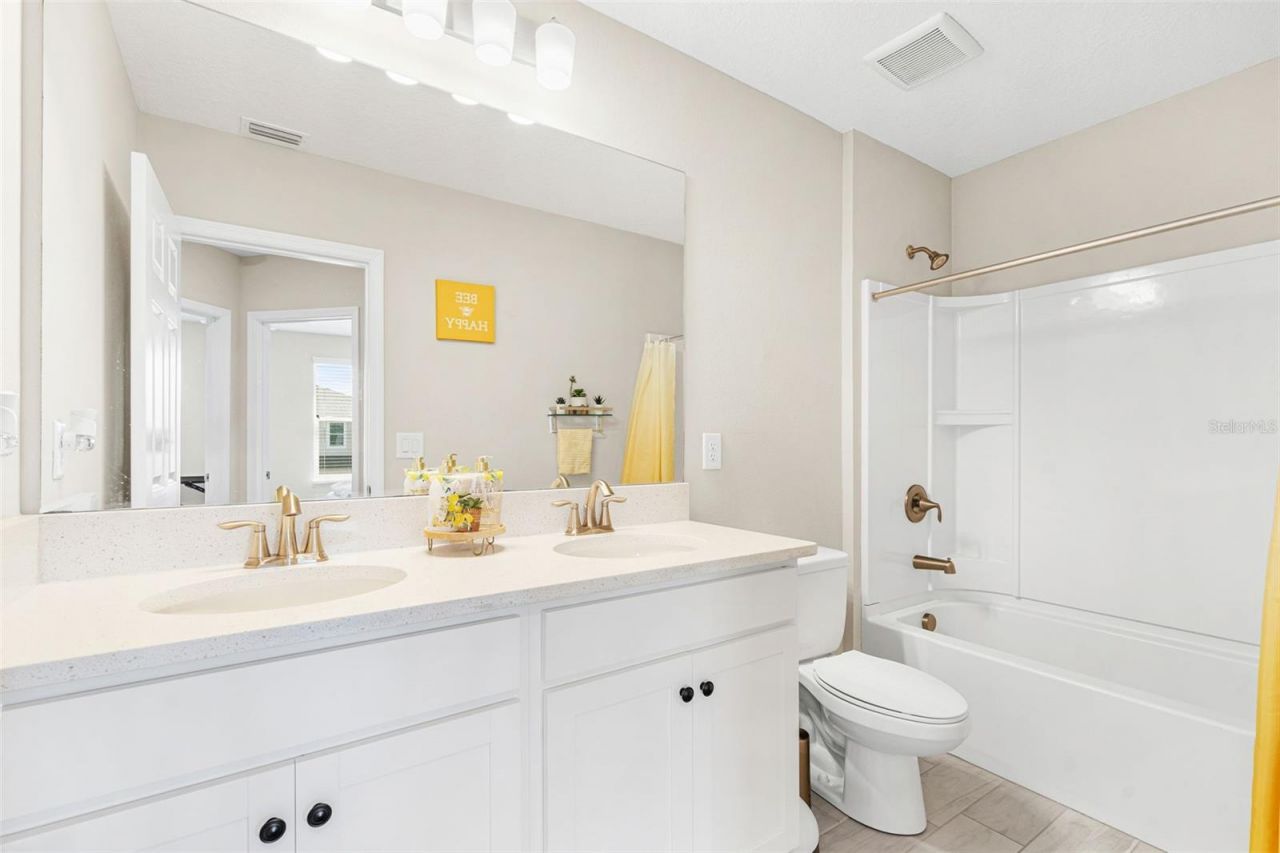 5438 Tripoli Drive, Palmetto, FL 34221 Photo