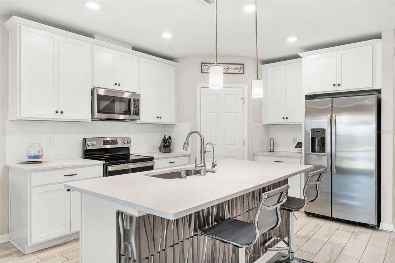 5438 Tripoli Drive, Palmetto, FL 34221 Photo