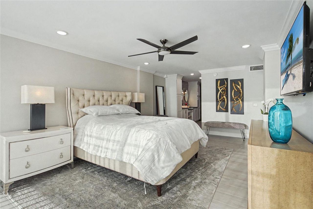 19 Whispering Sands Drive, Unit 1105, Sarasota, FL 34242 Photo