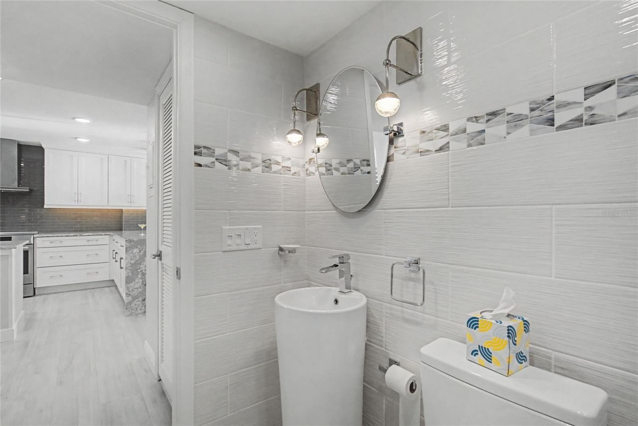 19 Whispering Sands Drive, Unit 1105, Sarasota, FL 34242 Photo