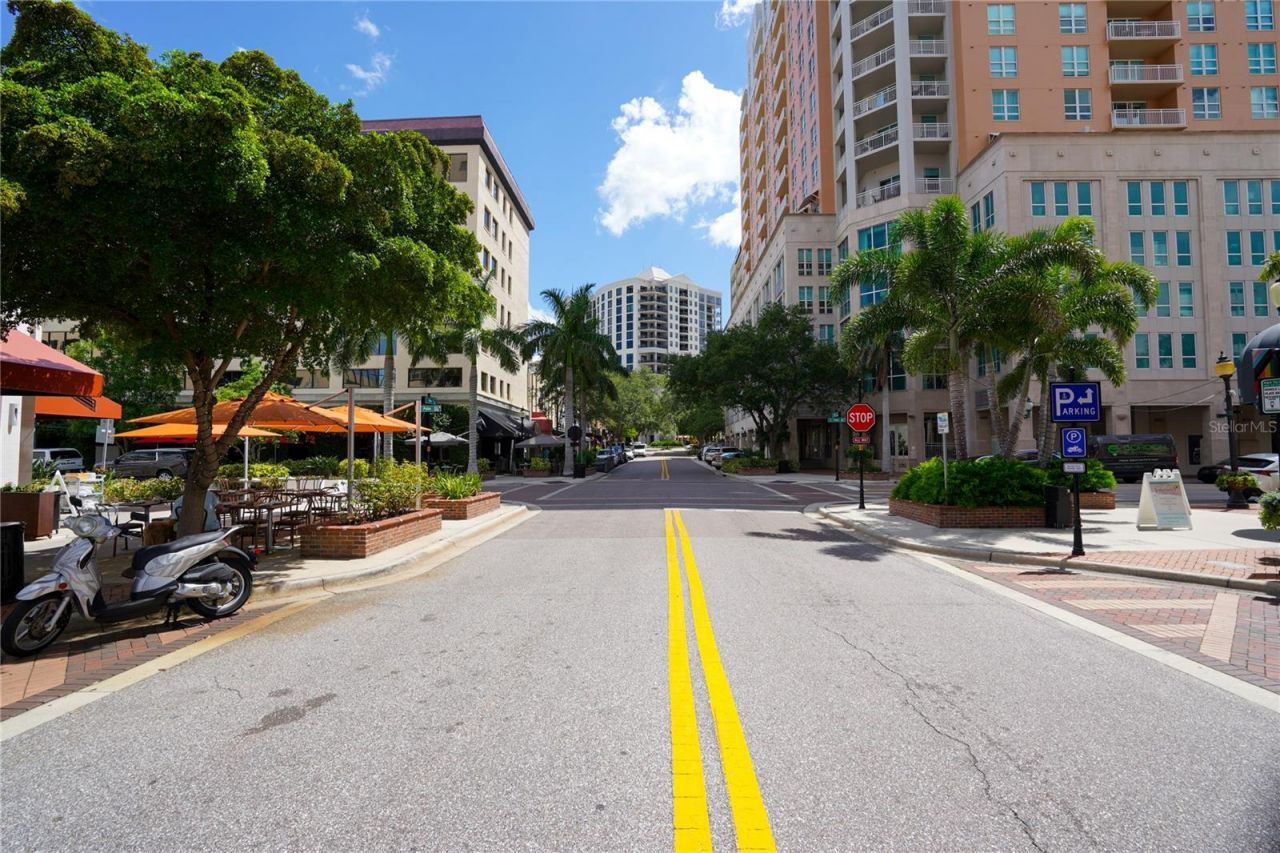 19 Whispering Sands Drive, Unit 1105, Sarasota, FL 34242 Photo