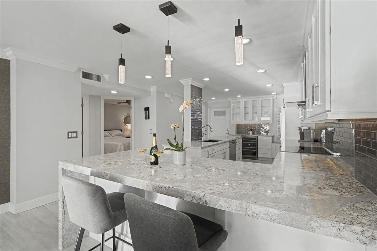 19 Whispering Sands Drive, Unit 1105, Sarasota, FL 34242 Photo