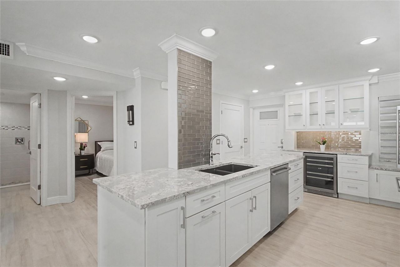 19 Whispering Sands Drive, Unit 1105, Sarasota, FL 34242 Photo