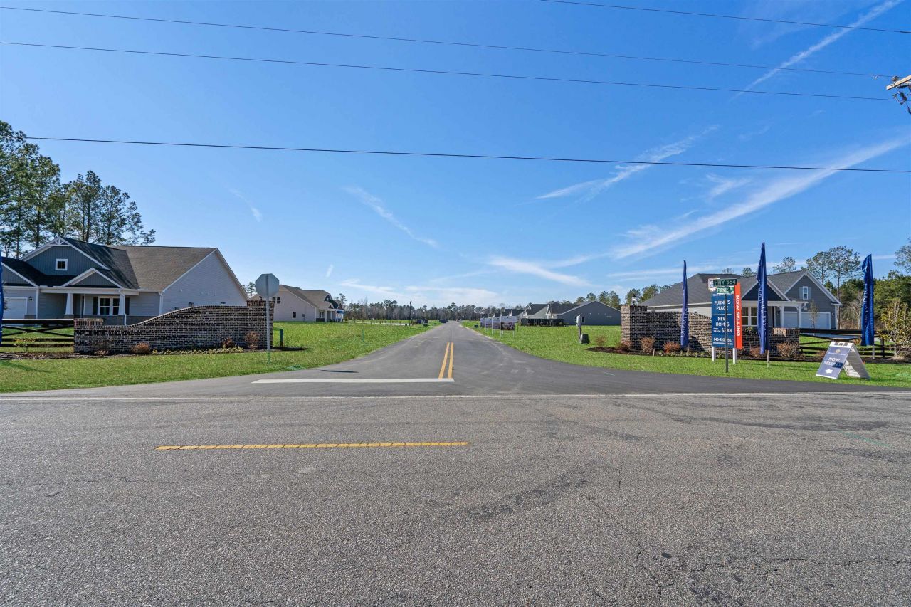 128 Furnies Place Photo 15